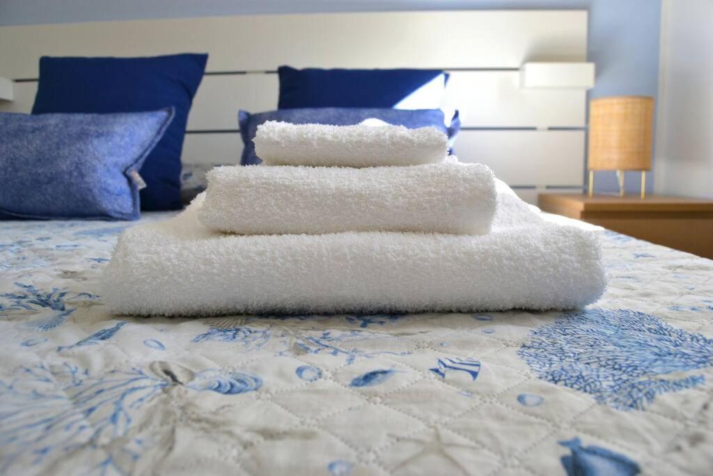Blue Duck Garda Lake เปสเคียรา เดล การ์ดา ภายนอก รูปภาพ