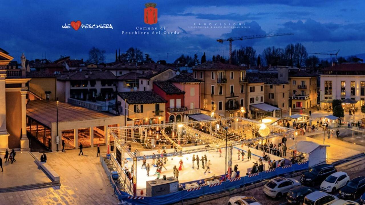 Blue Duck Garda Lake เปสเคียรา เดล การ์ดา ภายนอก รูปภาพ